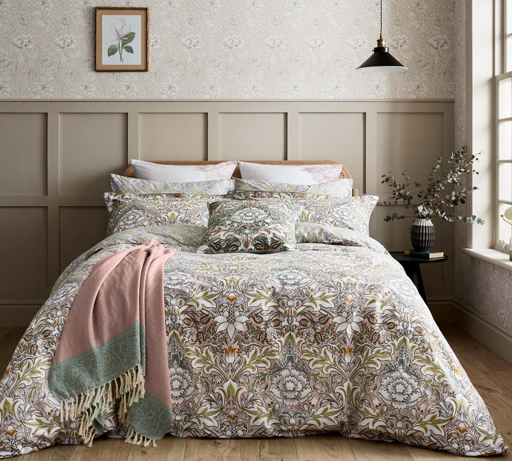 Severne Cochineal Pink Duvet Cover